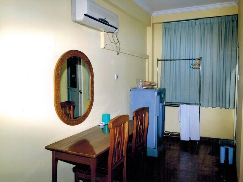 San Yar Shwe Pyi Hotel Янгон Екстер'єр фото