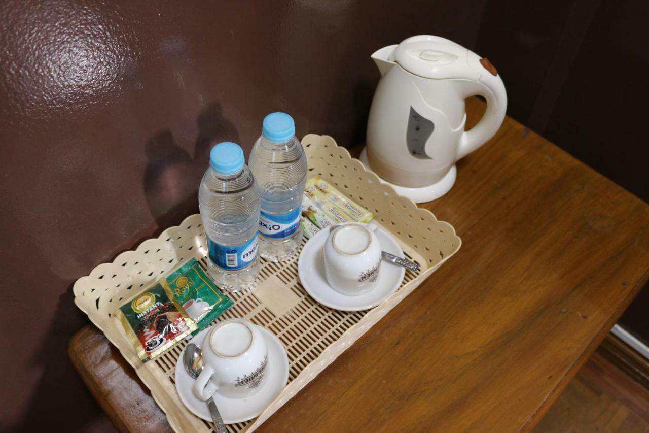 San Yar Shwe Pyi Hotel Янгон Екстер'єр фото