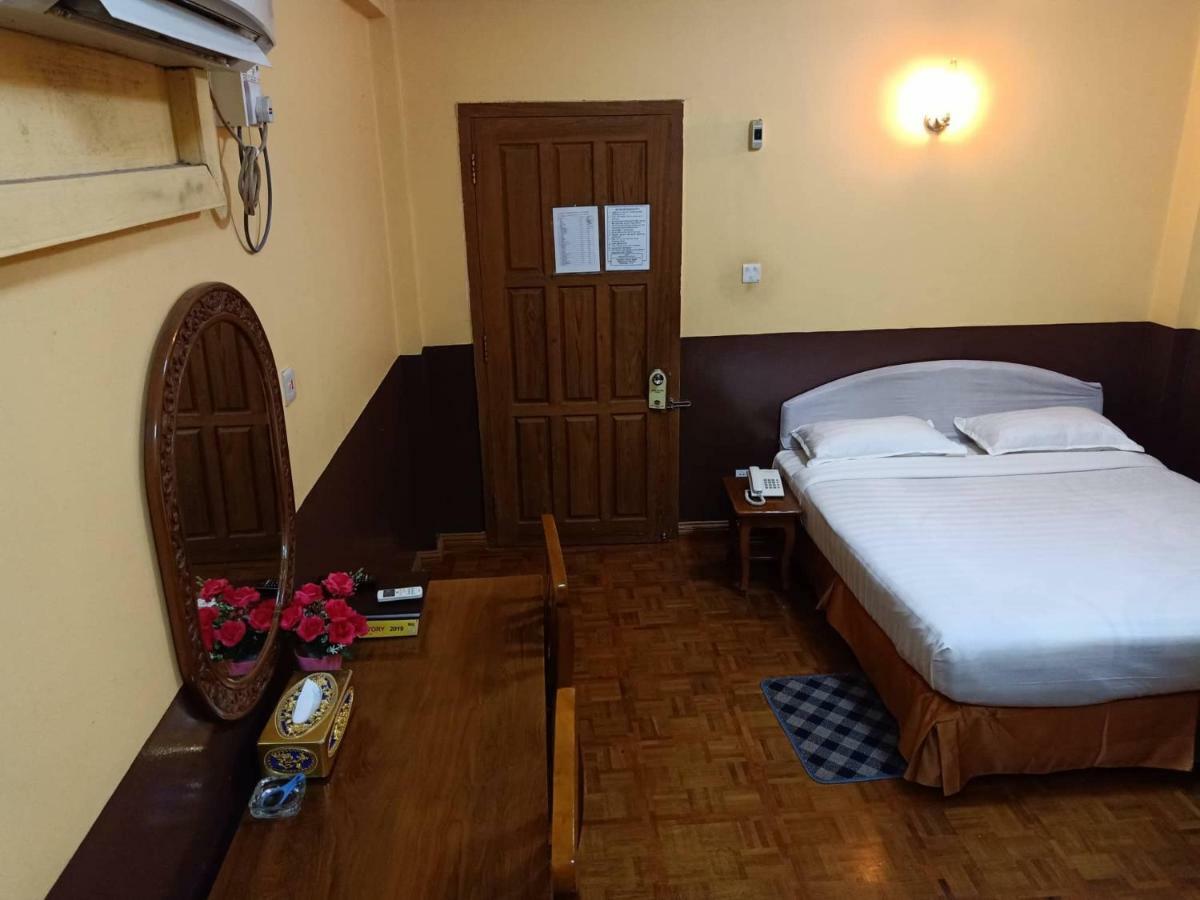 San Yar Shwe Pyi Hotel Янгон Екстер'єр фото